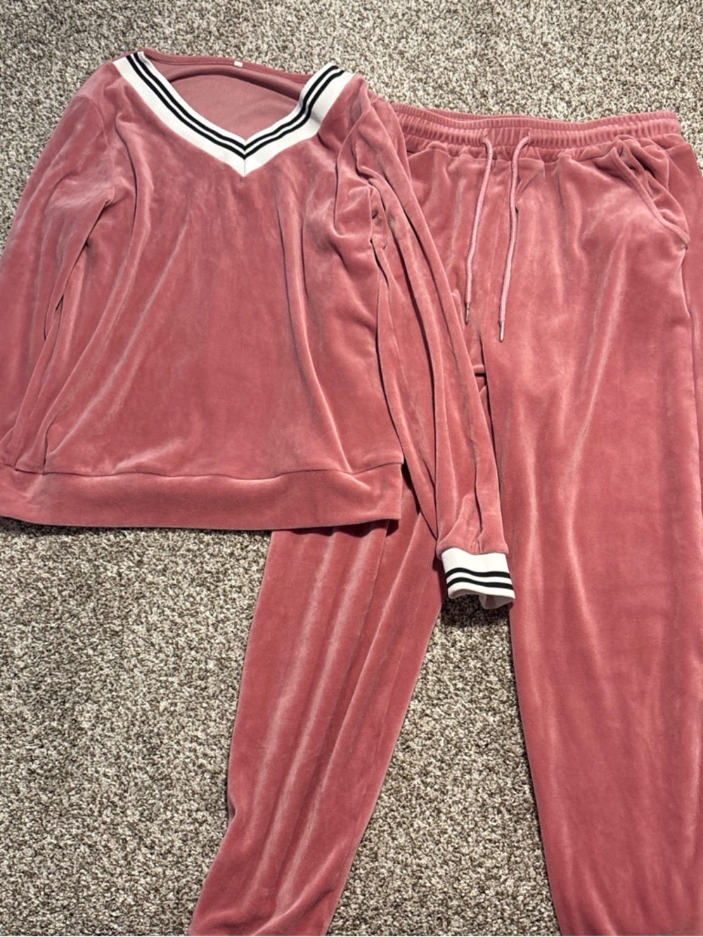 Cozy Rose Pink Velour Loungewear Set